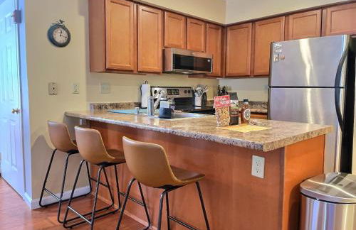 SnowDen - Pool, Gym, Hiking, Fireplace! - Foto 4