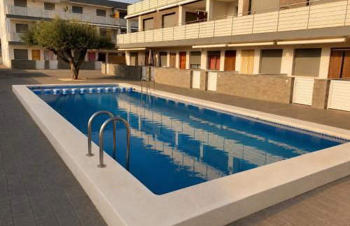 Apartamento con piscina a 350 metros de la playa - Photo 1