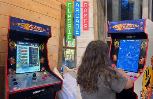 LUX,Hot Tub,ATV,Hiking,Pickleball,Firepit,Arcade - Foto 45