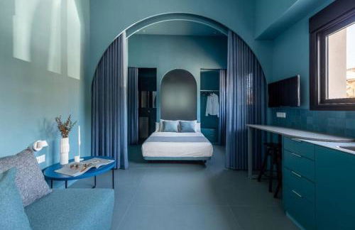 Valencia Malvarrosa beach point blue - Photo 2