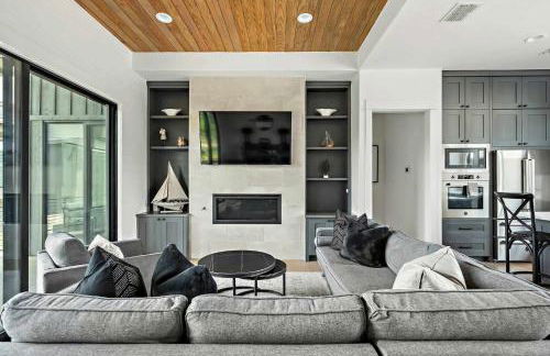 Luxe 3-Story Retreat - Chefs Kitchen and Firepit - Foto 6