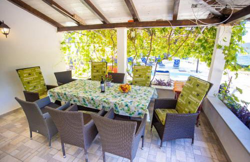 Obiteljska kuća za odmor Futura - Photo 42