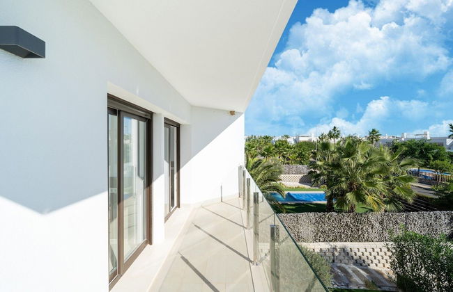 Elegant Home With Pool - Foto 35