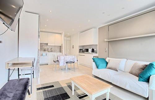 Studio lumineux avec parking - Gare & Palais à pied - Photo 5