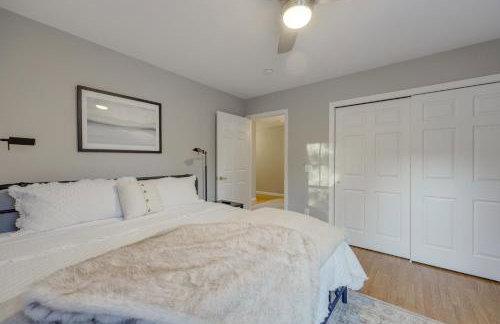 Spacious Eagle Lake Home with Fireplace and Deck - Foto 30