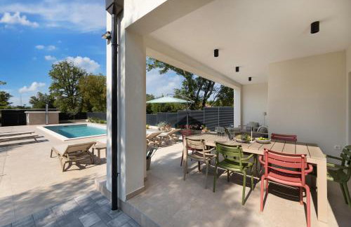 Villa Hidden with heated pool - Foto 41