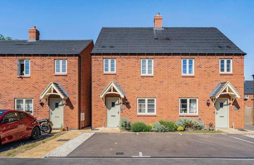 Contemporary 3 Bedroom home in Launton Village - close to Tythe Barn, Bicester Shopping & Bicester Heritage - Foto 5