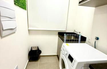 Central novo, andar alto-2quartos com Ar-Cond Q e F - Foto 15