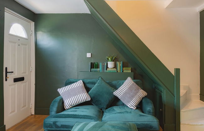 Stunning 2BD in the Heart of Malmesbury - Photo 23