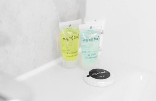 Modern 2 Bed Apartment - Parking - Smart TV - Fast Wi-Fi 27CR - Foto 41