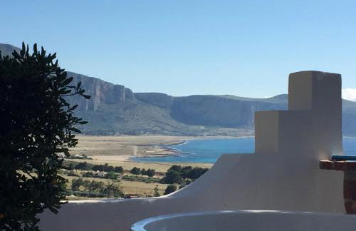 villa Anna Silvia Makari fiction rai 1 Casa Saverio La Manna - Foto 14