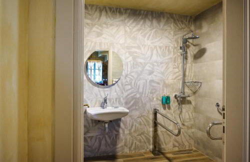 Wild Lavender Mountain Resort - Photo 44