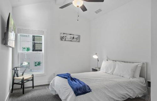 Modern & upscale home near Derby - Foto 26