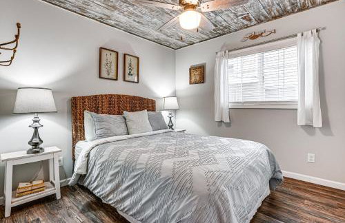 Family-Friendly Retreat on Gilletts Lake! - Foto 15