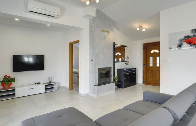 Modern Holiday Home With Pool in Pazin - Foto 10