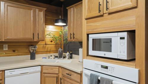 Hillside Haven - Hot Tub, Fire Pit, WiFi, Updated - Foto 5