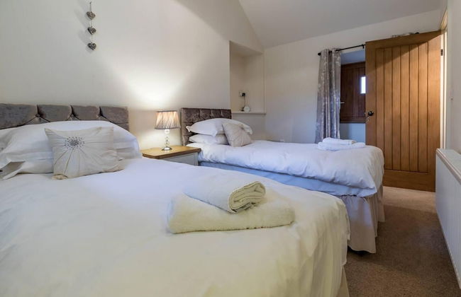 Brambles Farm Peak District Escape - Photo 2