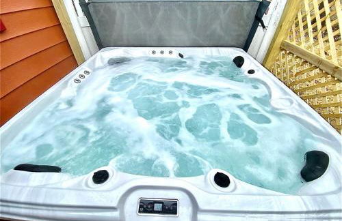2 Bedroom Logan Ohio Hot Tub - Foto 8