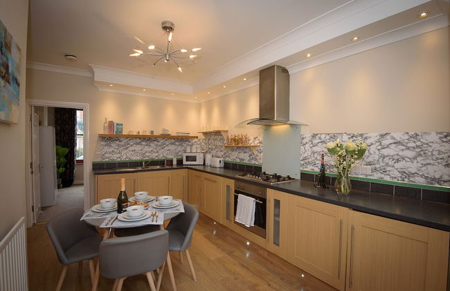 Karah Suites - Parliament Street - Photo 8