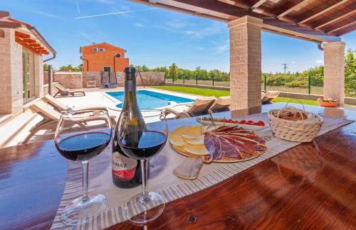 Villa Macarinka, a luxurious, private villa minutes from the beach - Foto 6