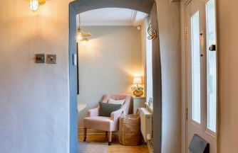 Danes Cottage - Luxury Peak District Retreat - Photo 17