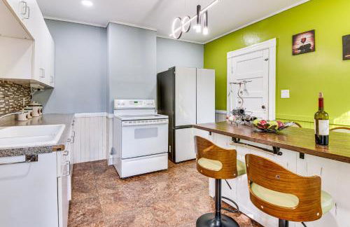 Classic North End Gem Yard, Patio and Modern Style! - Foto 12