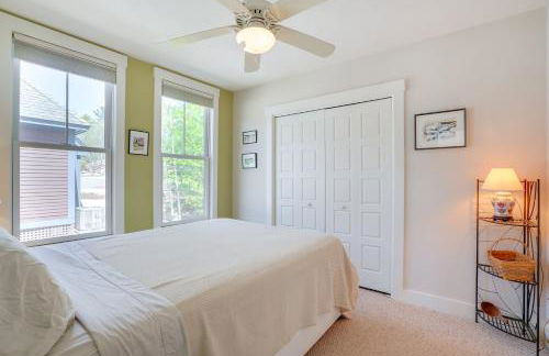 Lake Access and Pools Sun-Soaked Westford Cottage! - Foto 14