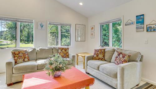 Lake Champlain Retreat with Grill, Fire Pit! - Foto 5