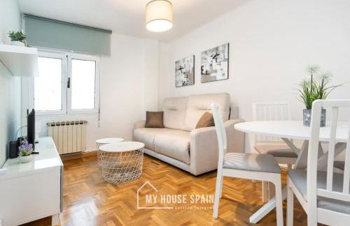 MyHouseSpain - Cómodo y tranquilo piso con parking - Foto 1