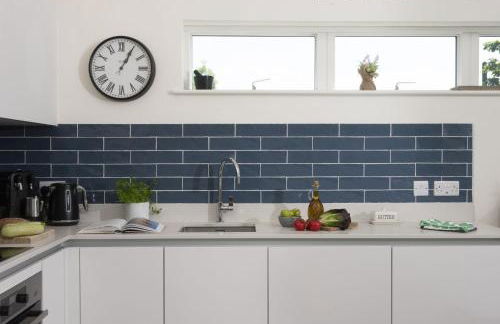 6 The Dunes At Upton Towans - Short walk to the beach - Hot Tub - Free Wi-Fi - Foto 15