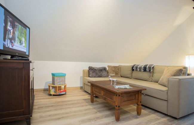 Apartment With Balcony in Neuastenberg - Foto 6