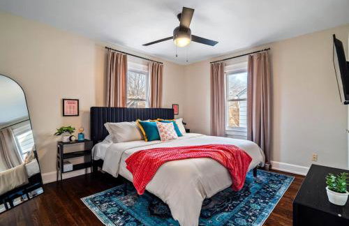 Hot Tub Ping Pong Sleeps 9 Retro Fun - Foto 26