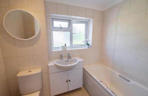 The Secret Garden - West Sussex - 3BR House with Drive - Foto 15