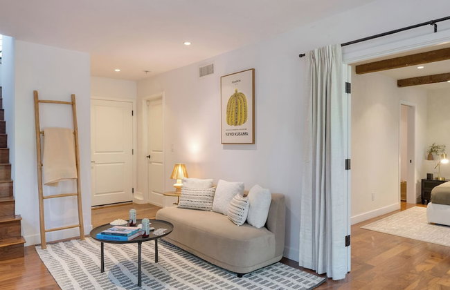 Silver Screen by Avantstay Luxe Backyard Escape - Photo 44