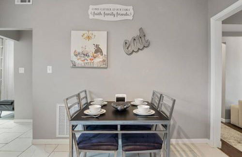 Pet&Baby Friendly 2BR w- in-unit Laundry WIFI - Foto 6