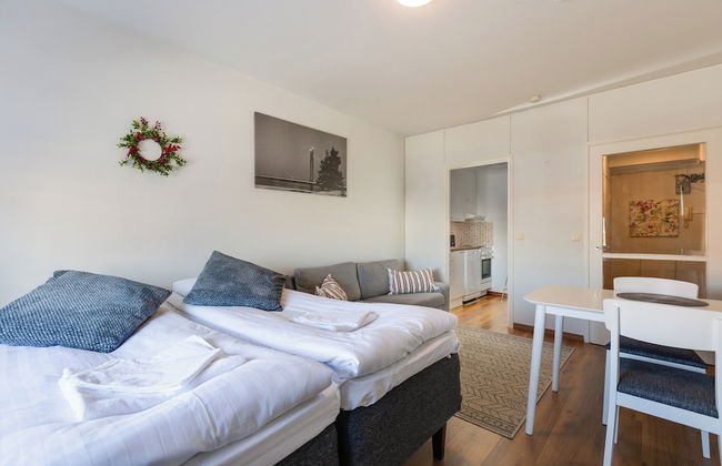 Santa's Holiday Homes - Photo 26