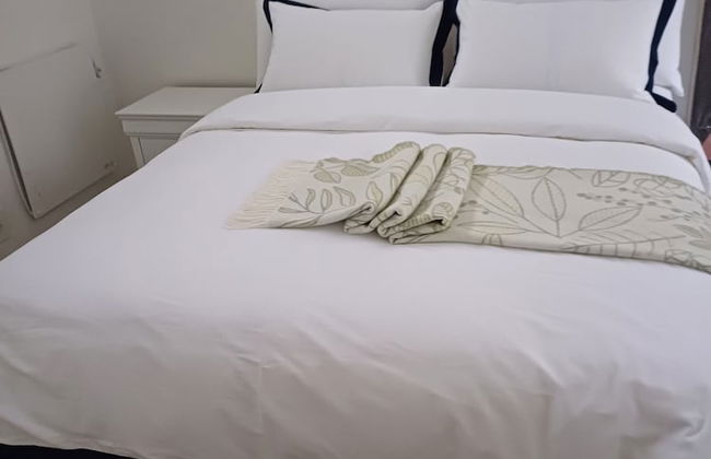 Cosy 2 Bedroom Apartment in a Prominent Area of East London Nahoon - Photo 2