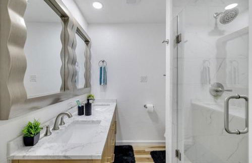 Arlington Entertainment District Home Blue Door - Foto 20