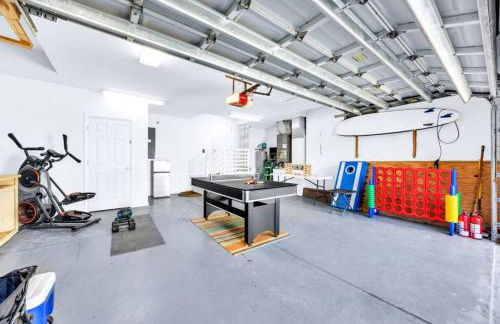 Oceanfront Escape - Private Beach Access - Game Room - Bikes - Surfboard - Foto 38