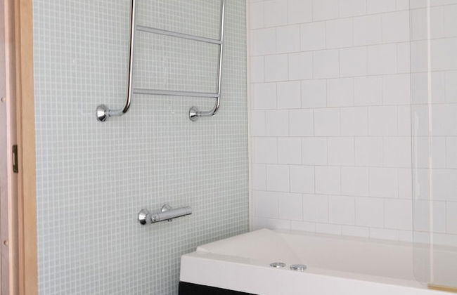 2ndhomes Gorgeous Courtyard Home w Sauna - Foto 17