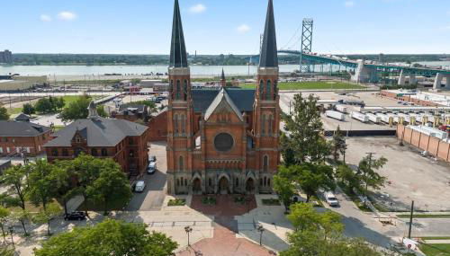 Chic Vinewood Home King Plus 2 Queens - Foto 2