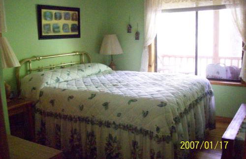 Garden of Eden Cabins - Photo 5