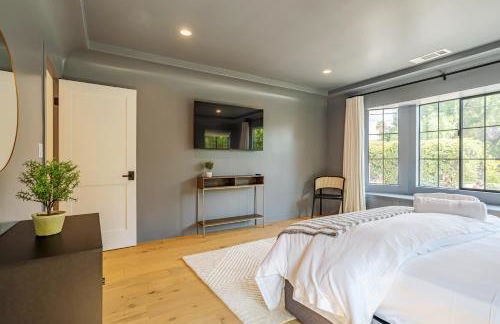 New Home Universal sleeps 18 hot tub - Foto 33