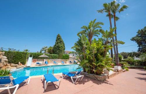 Villa with private pool and tennis court 150 metres from the sea-Villa el Olivo - Photo 61