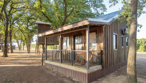 The Roadrunner Cabin 15MIN to Magnolia Baylor - Foto 3, Other