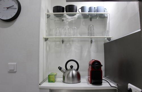 joli 2 pièces avec cour privée - Foto 8