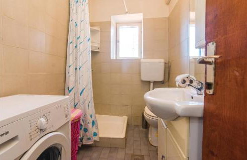 Six-Bedroom Holiday Home In Donje Rastane - Foto 33