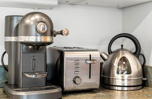 Fresh Pond Chateau Renovated Bright and Cozy Home - Foto 19