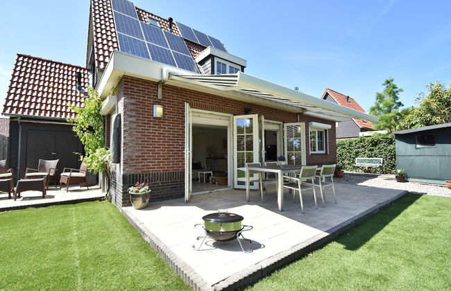 Enticing Holiday Home in Oude With Garden - Foto 19