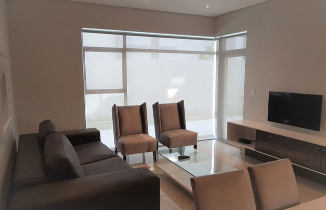 Sandton Executive Suites on Daisy - Foto 8